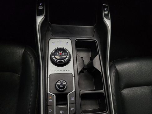 Used 2021 Kia Sorento EX FWD image 26