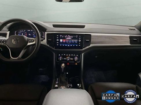 Used 2023 Volkswagen Atlas Cross Sport SE w/ Panoramic Sunroof Package image 11
