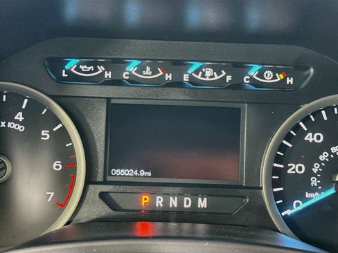 Used 2019 Ford F150 XLT w/ Equipment Group 302A Luxury AWD/4WD image 6
