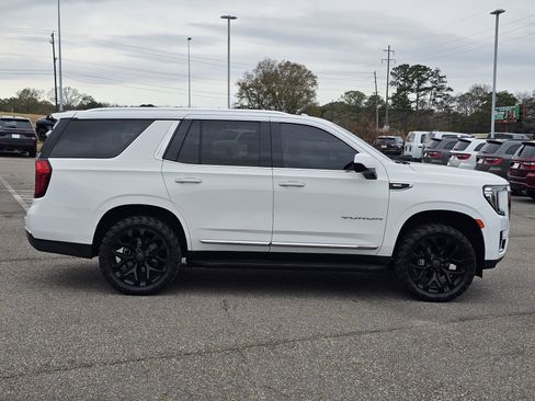Used 2021 GMC Yukon SLT image 7