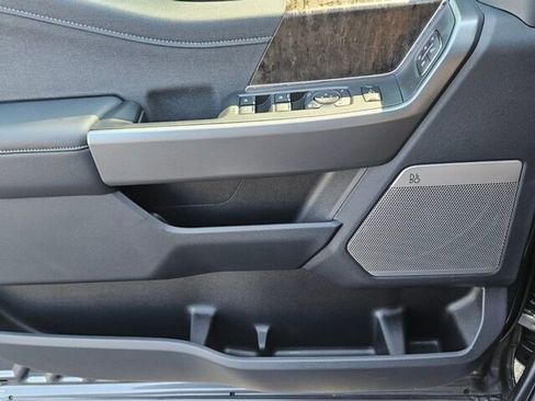 New 2026 Ford F250 Lariat image 29