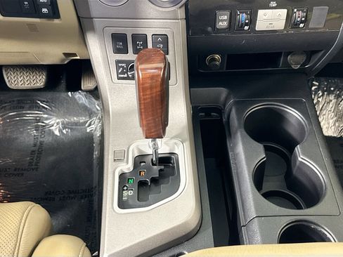 Used 2013 Toyota Sequoia Platinum image 20