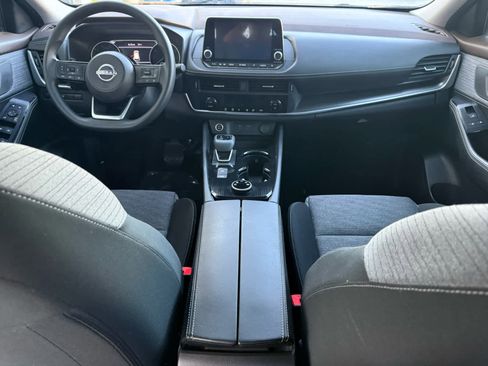 Used 2023 Nissan Rogue SV AWD/4WD image 17