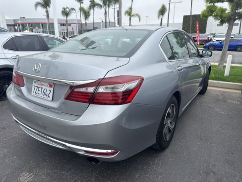 Used 2017 Honda Accord LX image 3