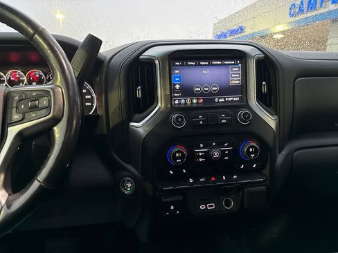 Used 2020 Chevrolet Silverado 2500 LT w/ Convenience Package image 18