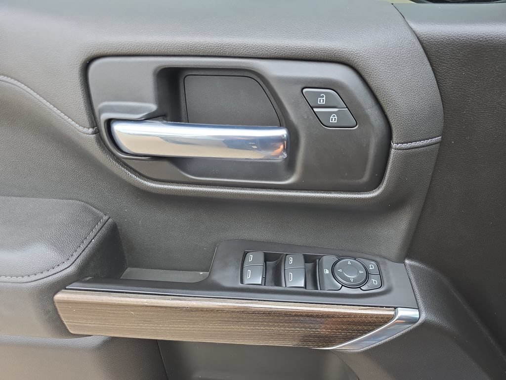 Certified 2022 Chevrolet Silverado 1500 RST AWD/4WD image 29