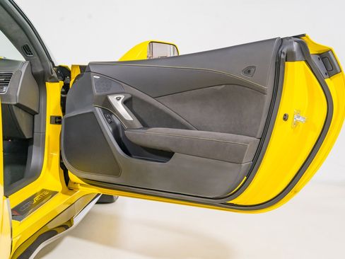 Used 2019 Chevrolet Corvette ZR1 RWD image 31