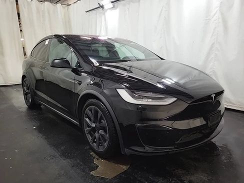 Used 2022 Tesla Model X Plaid AWD/4WD image 3