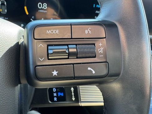 Certified 2025 Hyundai Santa Fe Calligraphy image 19