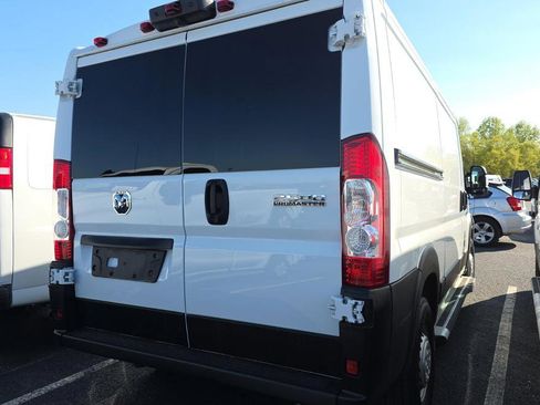 Used 2025 RAM ProMaster 2500 w/ U-Haul Equipment Group FWD image 4