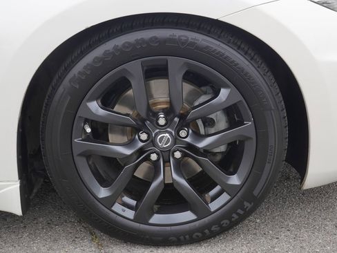 Used 2020 Nissan 370Z Coupe RWD image 7