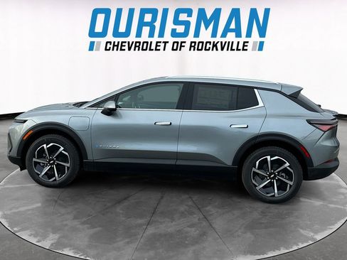 New 2026 Chevrolet Equinox EV LT image 3