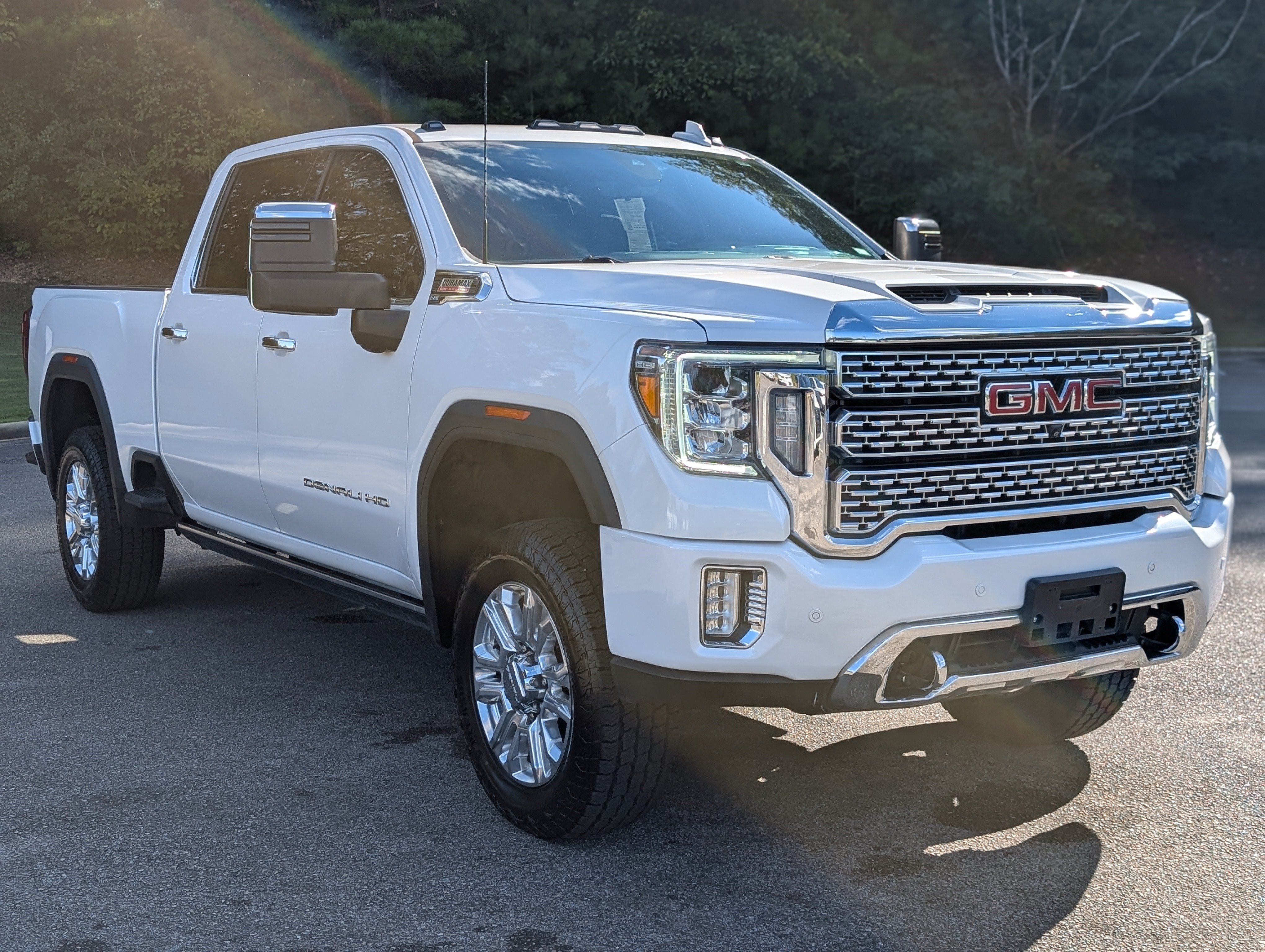 Used 2023 GMC Sierra 2500 Denali w/ Denali Ultimate Package AWD/4WD image 11