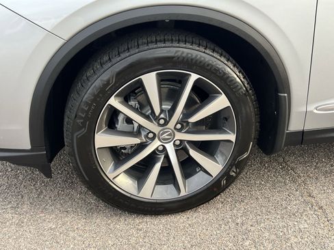 New 2026 Acura MDX w/Technology Package image 9