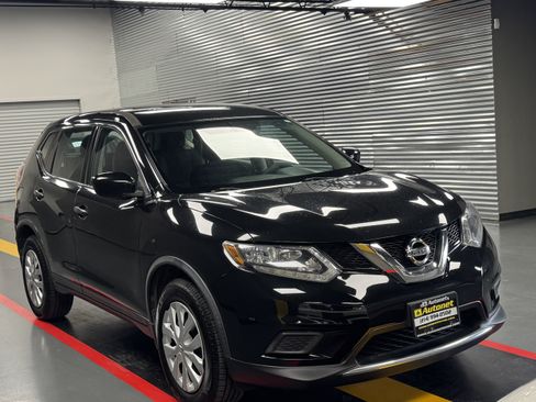 Used 2016 Nissan Rogue S FWD image 7