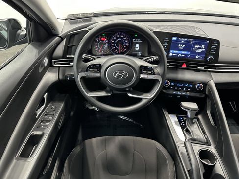 Certified 2023 Hyundai Elantra SEL w/ Cargo Package image 16