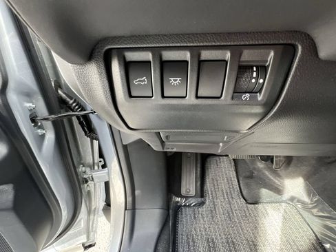 Used 2026 Subaru Ascent Touring AWD/4WD image 18