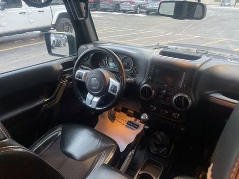 Used 2016 Jeep Wrangler Unlimited Sport image 14