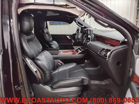 Used 2024 Lincoln Navigator L Reserve AWD/4WD image 16