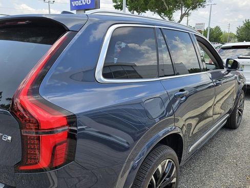 New 2025 Volvo XC90 T8 Plus w/ Protection Package Premier AWD/4WD image 14
