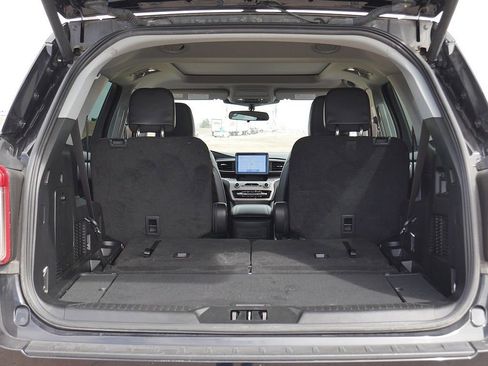 Used 2023 Ford Explorer XLT w/ Equipment Group 202A image 56