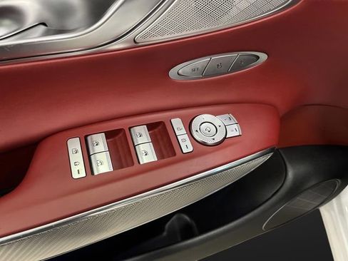 Used 2025 Genesis GV70 3.5T Sport image 29