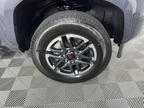 Used 2024 Toyota Tacoma TRD Sport image 28