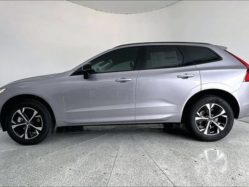 New 2026 Volvo XC60 B5 Core AWD/4WD image 8