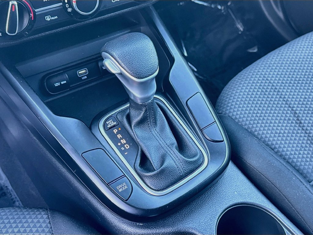 Certified 2023 Kia Soul LX w/ LX Technology Package FWD image 19