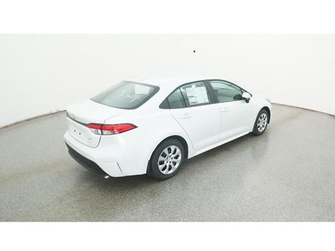 New 2026 Toyota Corolla LE image 9