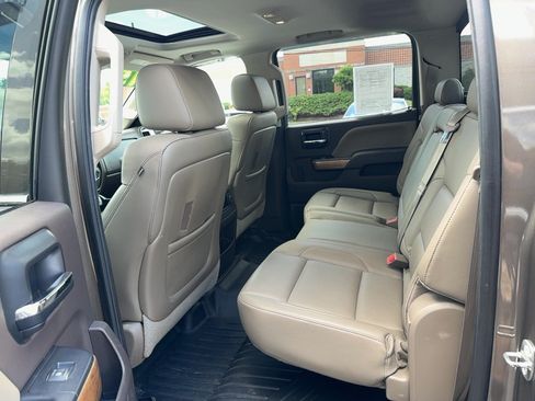 Used 2015 Chevrolet Silverado 2500 LTZ w/ LTZ Plus Package AWD/4WD image 10