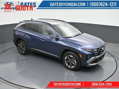 Used 2025 Hyundai Tucson SEL AWD/4WD image 40