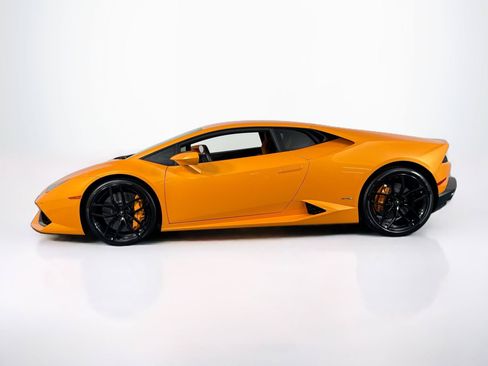 Used 2016 Lamborghini Huracan LP 610-4 AWD/4WD image 8