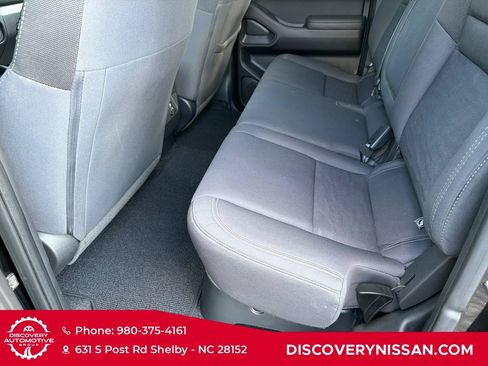 Certified 2023 Nissan Frontier SV w/ Technology Package AWD/4WD image 30