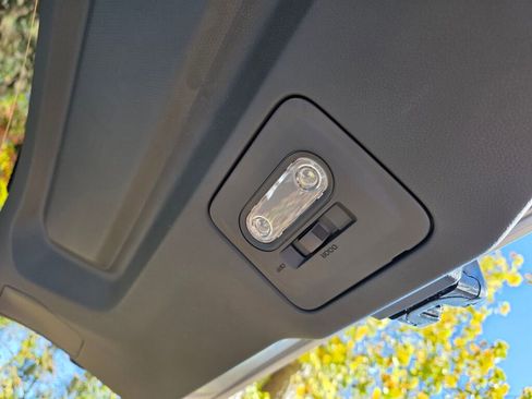 New 2026 Subaru Crosstrek 2.5i Limited w/ Popular Package #4A image 12