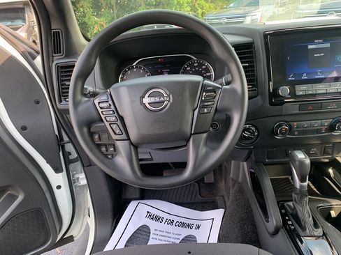 Used 2023 Nissan Frontier SV w/ Midnight Edition Package AWD/4WD image 21
