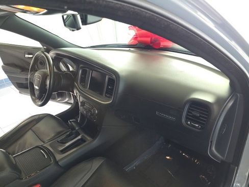 Used 2022 Dodge Charger SXT w/ Plus Group image 39