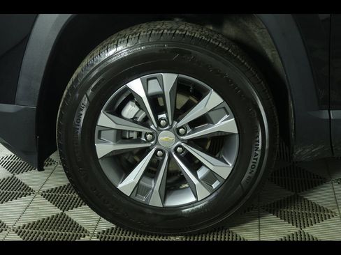 Used 2025 Chevrolet Equinox LT image 7