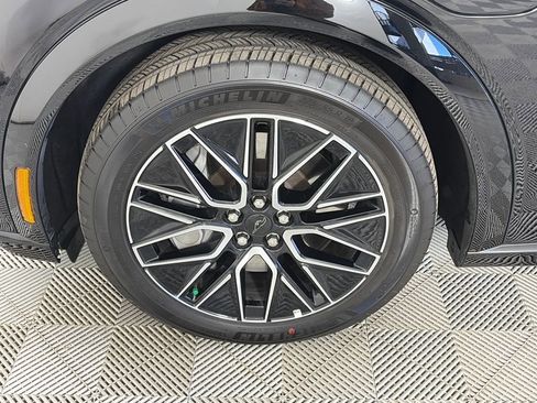 Certified 2024 Ford Mustang Mach-E Premium image 8