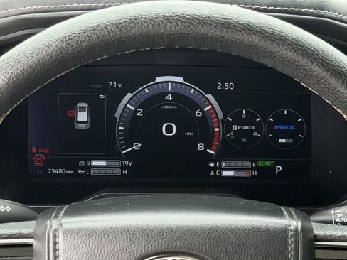 Used 2023 Toyota Sequoia Capstone AWD/4WD image 17