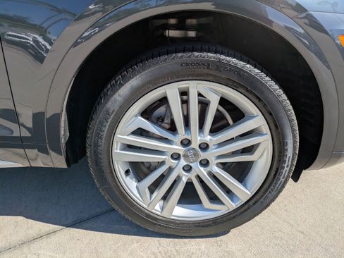 Used 2020 Audi Q5 2.0T Premium Plus w/ Premium Plus Package image 9