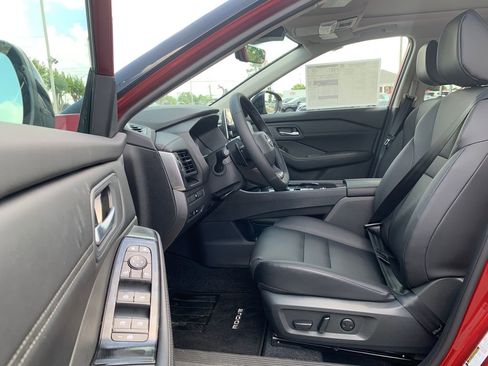New 2026 Nissan Rogue SV FWD image 21