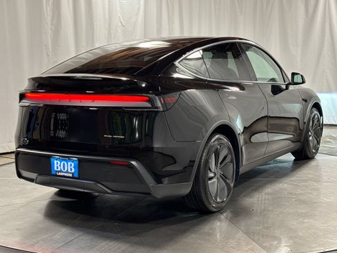 Used 2026 Tesla Model Y Long Range AWD/4WD image 19