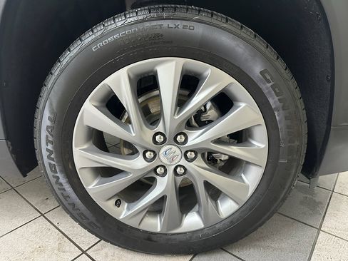 Certified 2025 Buick Enclave Preferred image 13