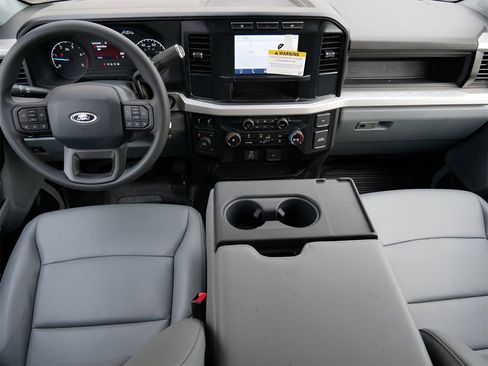 Used 2024 Ford F550 4x4 SuperCab Super Duty image 14