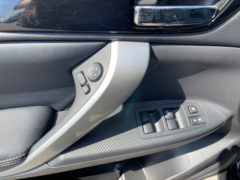 Used 2026 Mitsubishi Eclipse Cross Black Edition image 13