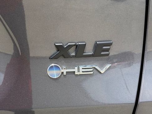 Certified 2025 Toyota RAV4 XLE AWD/4WD image 12