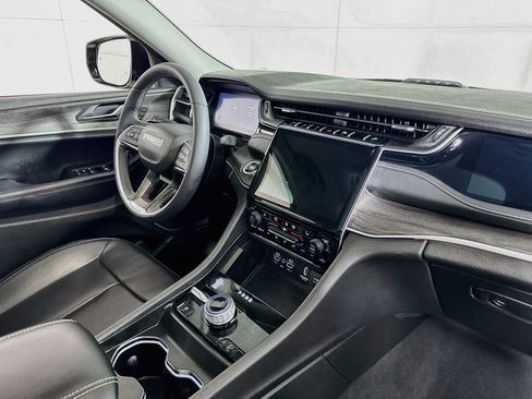 Used 2024 Jeep Grand Cherokee Limited 4xe image 30