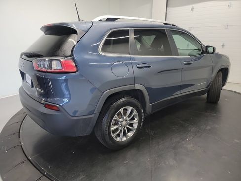 Used 2020 Jeep Cherokee Latitude Plus w/ Cold Weather Group AWD/4WD image 9