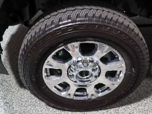 Used 2021 Ford F250 Lariat w/ Lariat Value Package AWD/4WD image 11